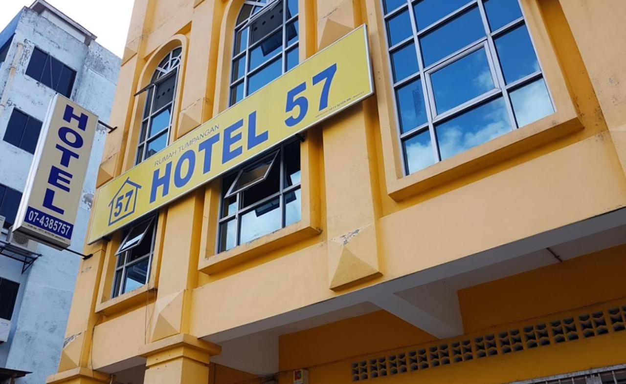 Fifty Seven Inn Batu Pahat Exteriér fotografie
